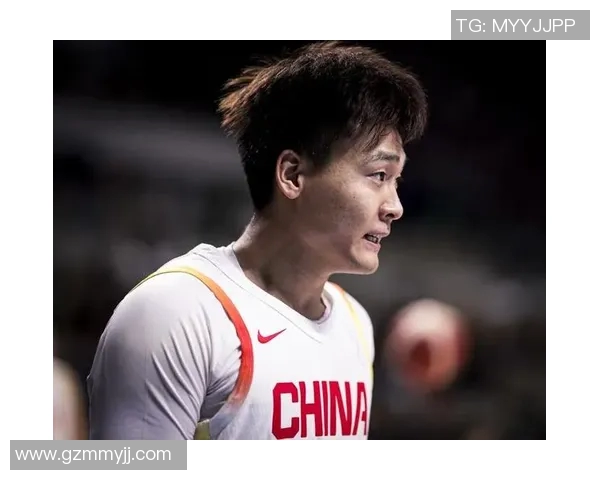 赵睿挑战极限记忆力能否准确记住所有球员的号码和位置